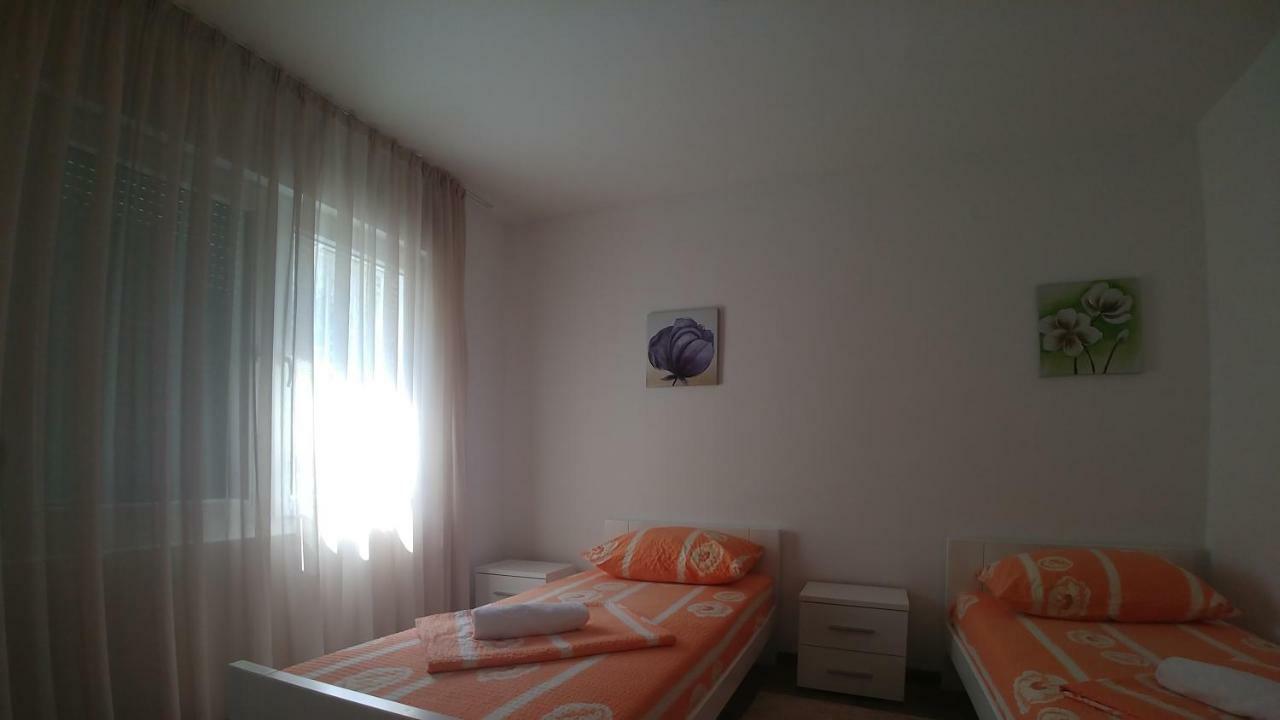 City Mid Mostar Apartment 外观 照片